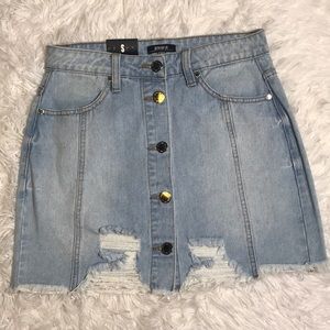 NWT size S distressed button front denim skirt